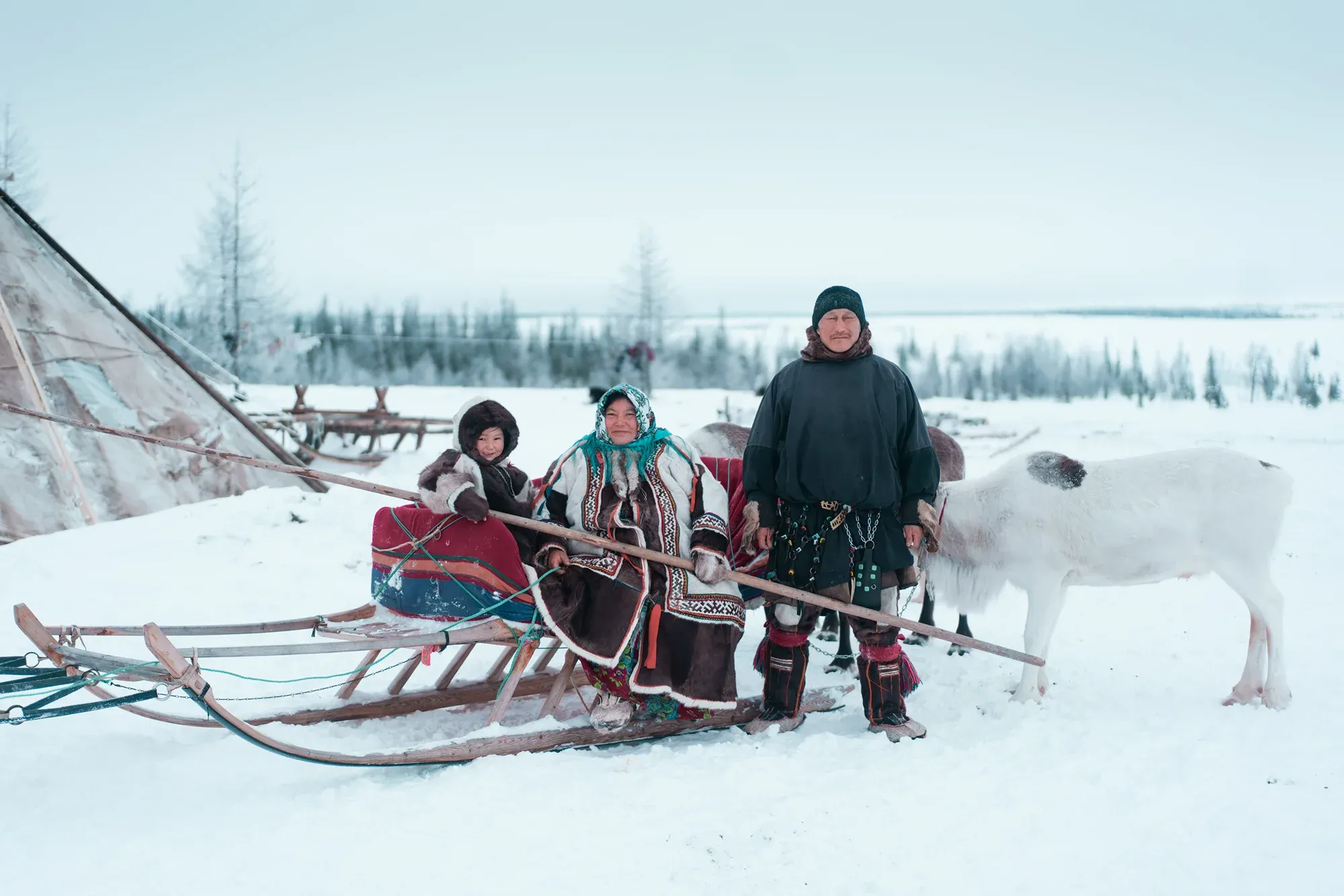 Семья оленеводов перед аргишем / Александр Мазуров