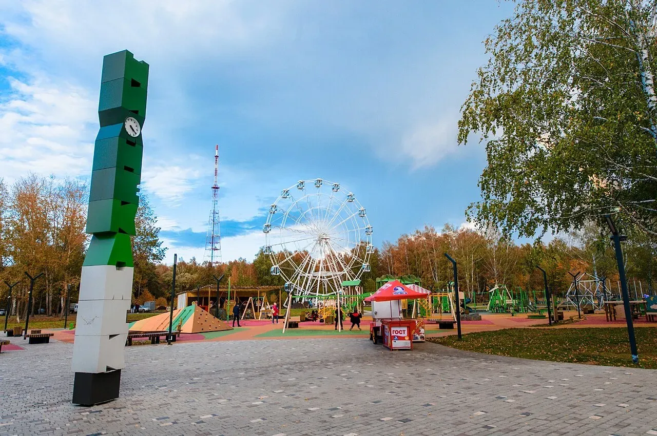 Сейчас бы по эскимо и на колесо обозрения. Le tango parisien / Wikimedia