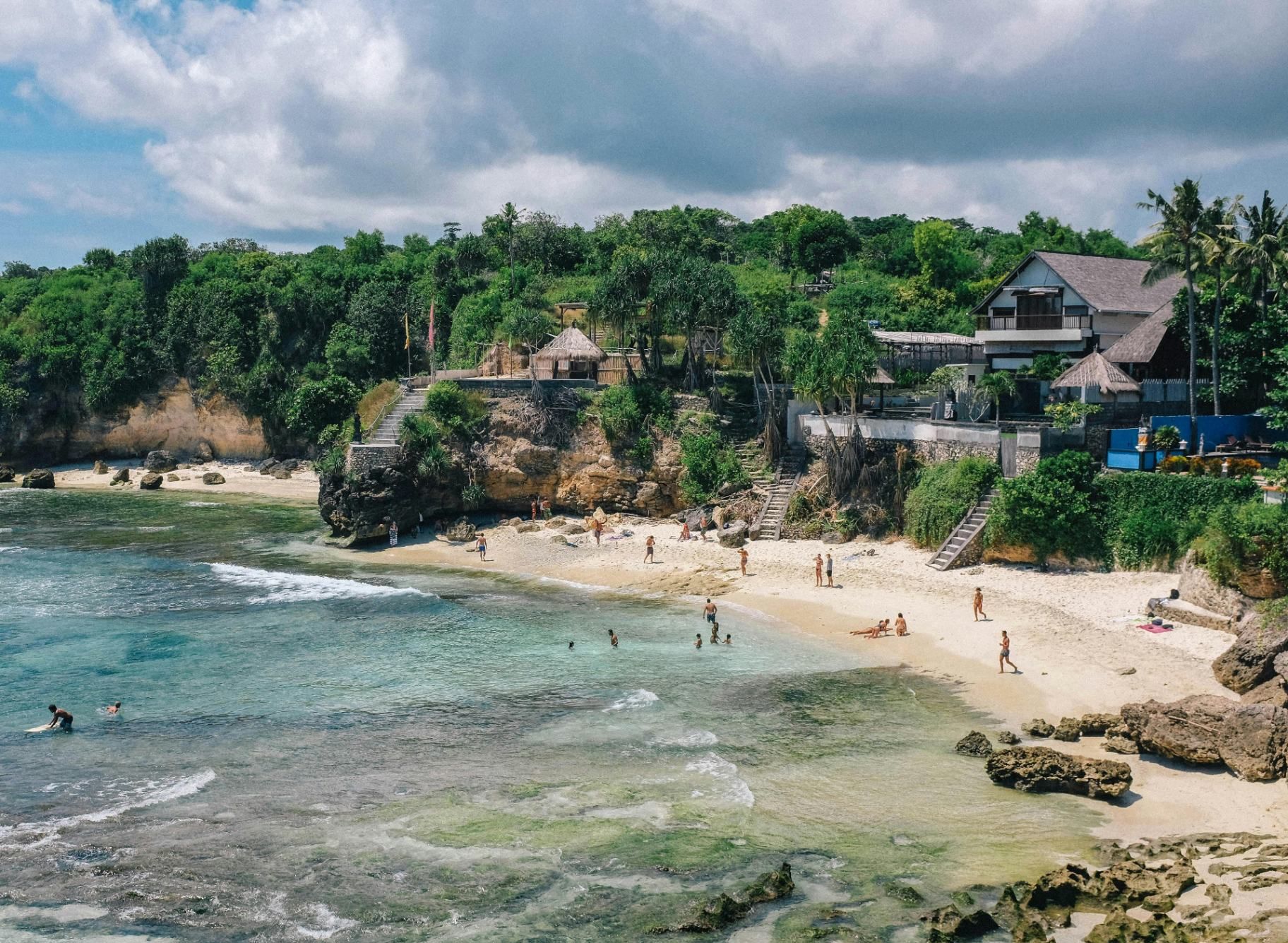 Многие узнали об этом пляже из знаменитого фильма. Фото: Huy Phan / pexels.com