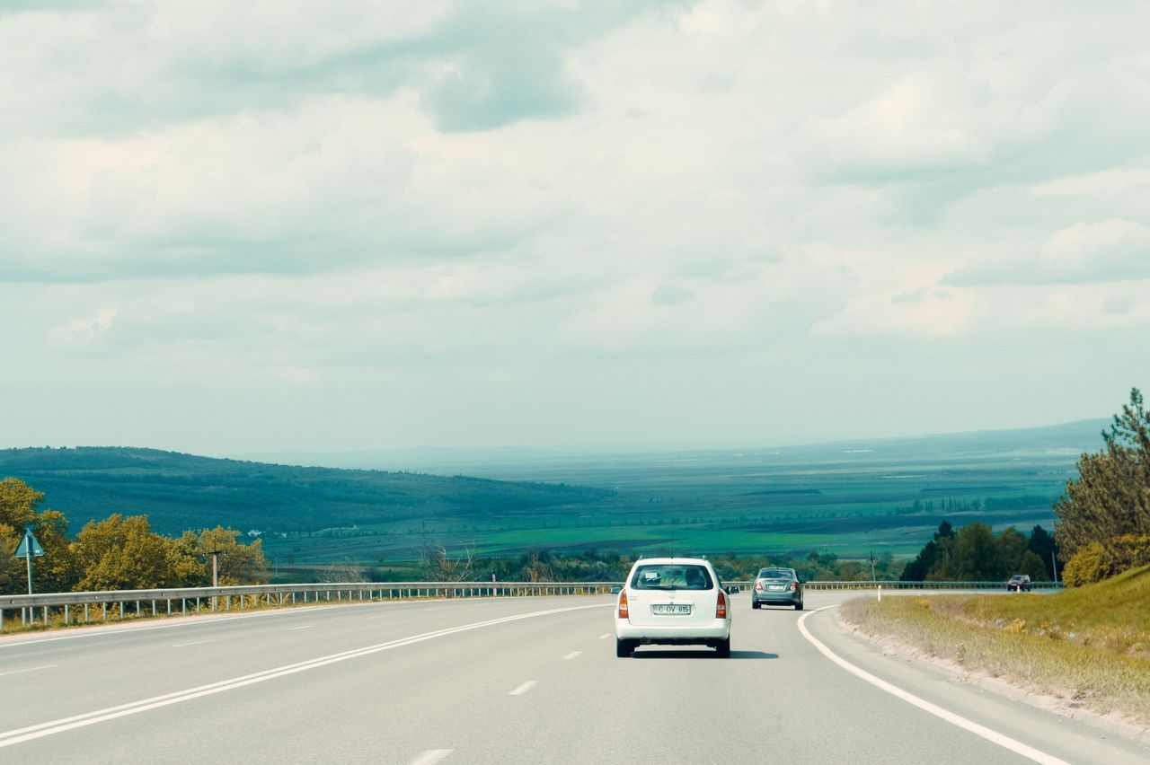 Ехать на машине удобнее всего (Sergey Tarasov / Pexels)