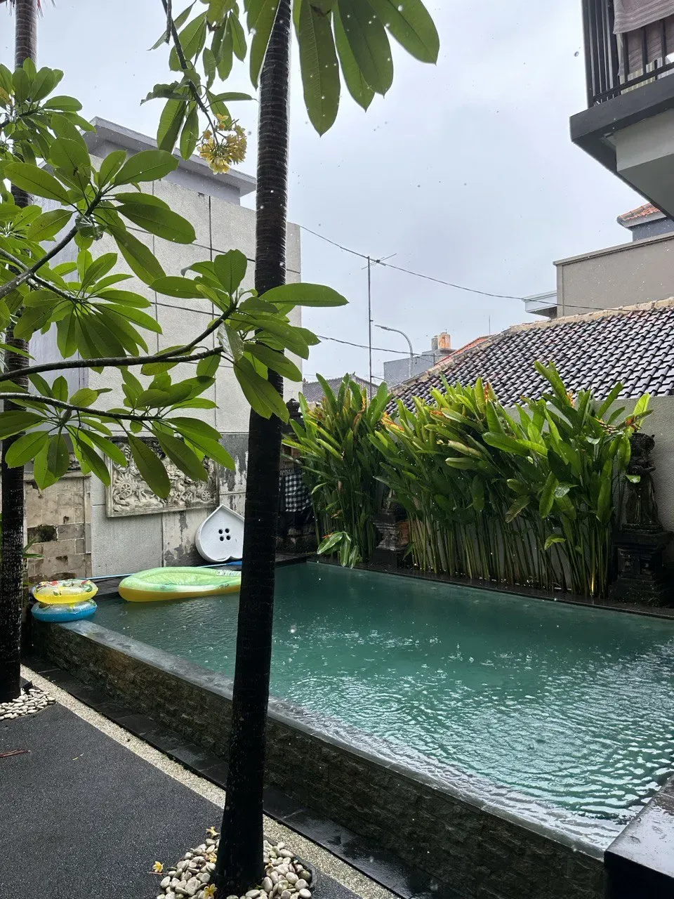 Бассейн на вилле