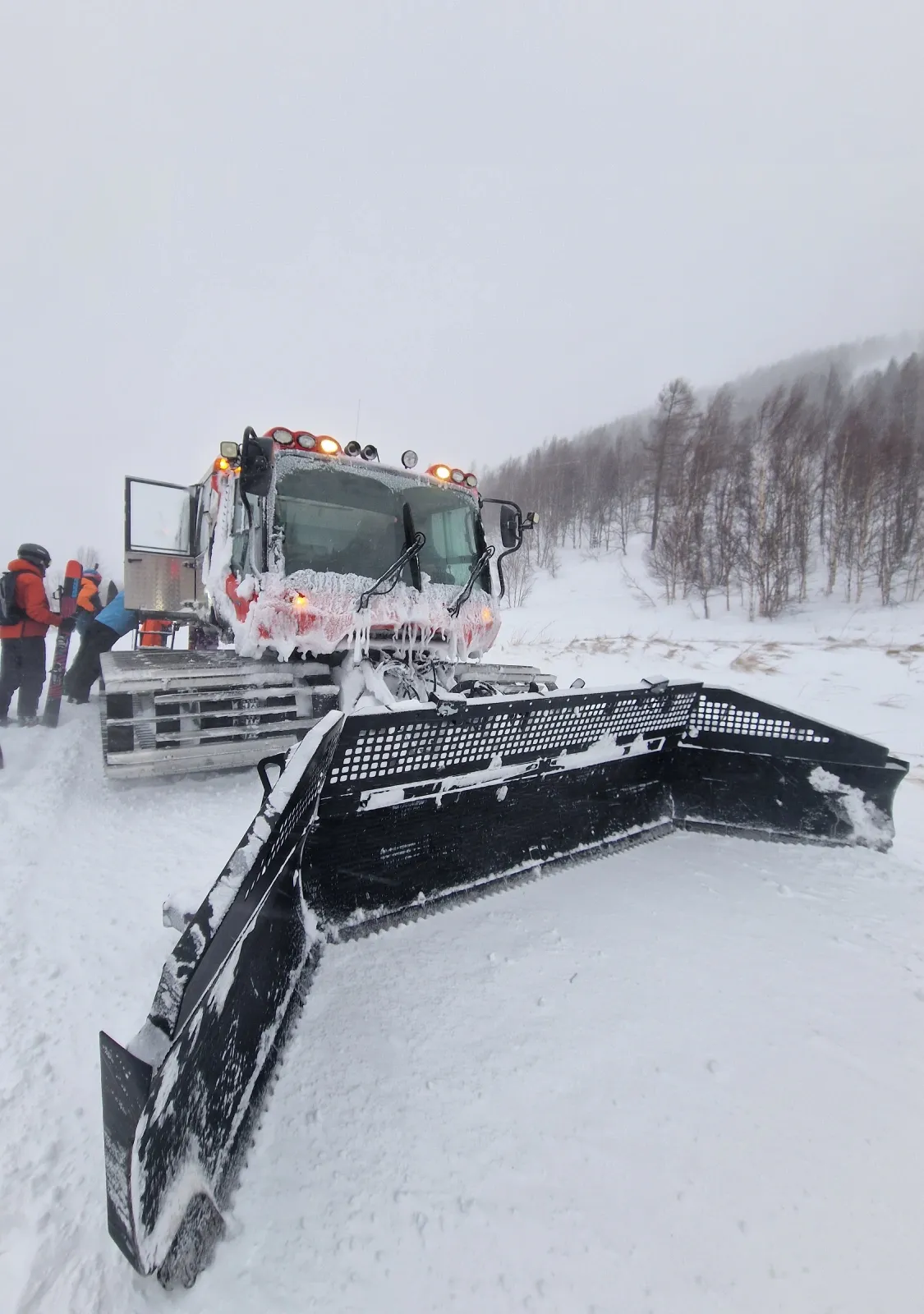 Ратрак в Приисковом / фото Дениса Доропея