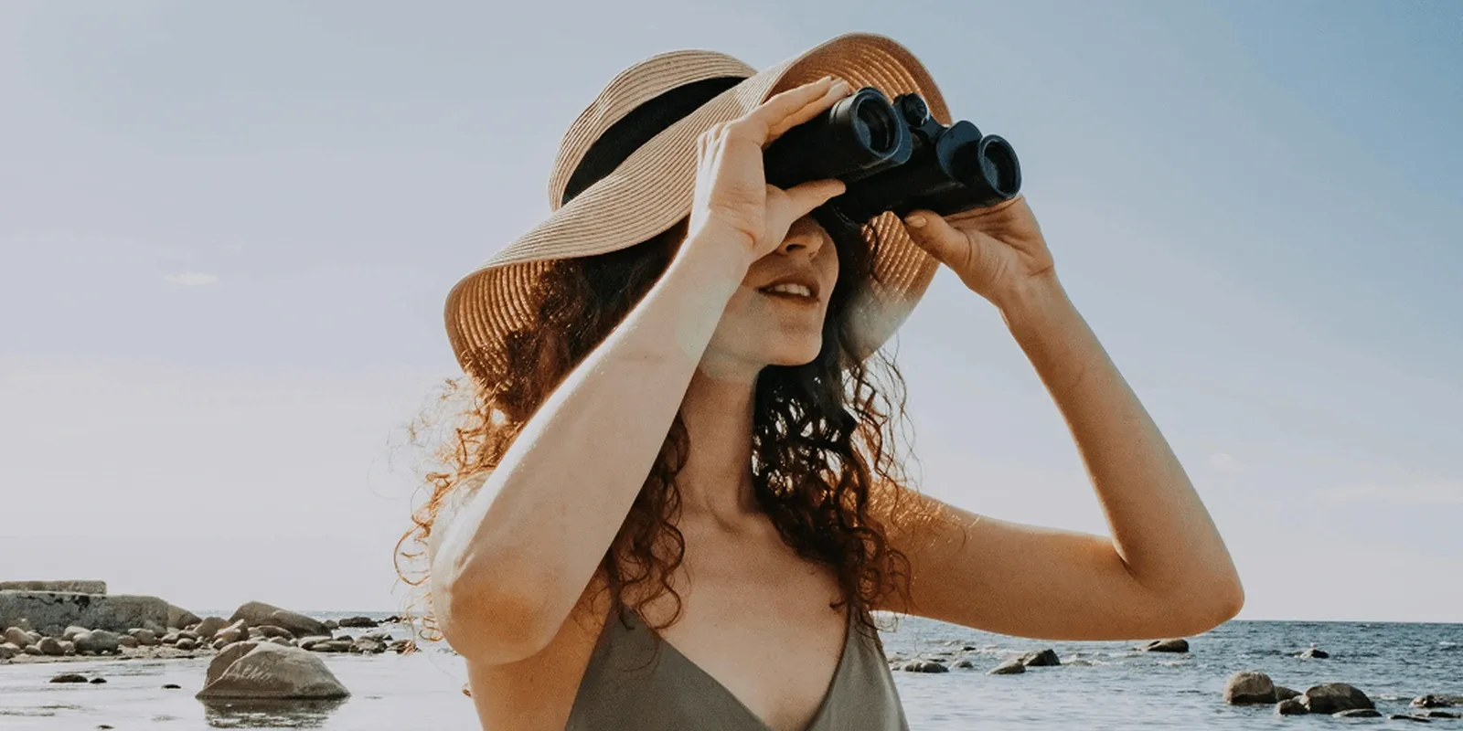 Соло-тревел для женщин: как путешествовать одной безопасно и с комфортом