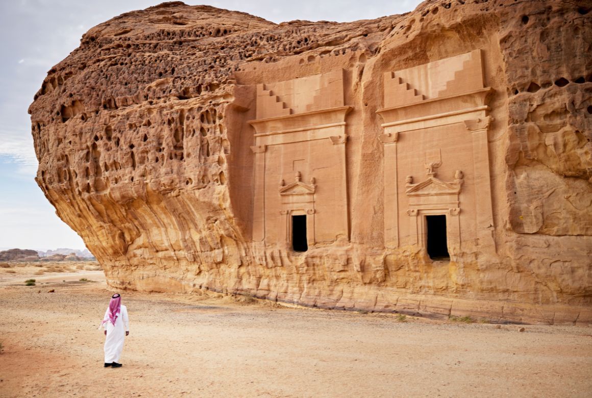 Древний город Хегра (xavierarnau / Canva)