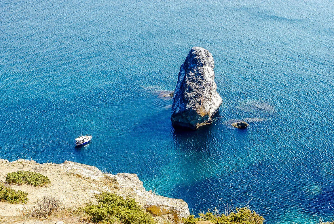 Чистая вода Азовского моря (rawenergy / Pixabay)