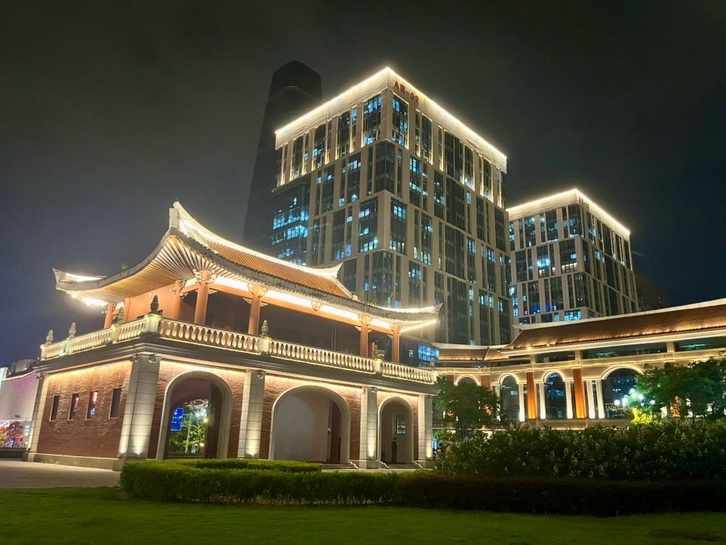 xiam-night2.jpg